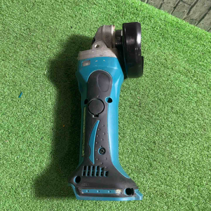 ☆マキタ(makita) コードレスディスクグラインダ GA402DZ 動作確認済【川口店】