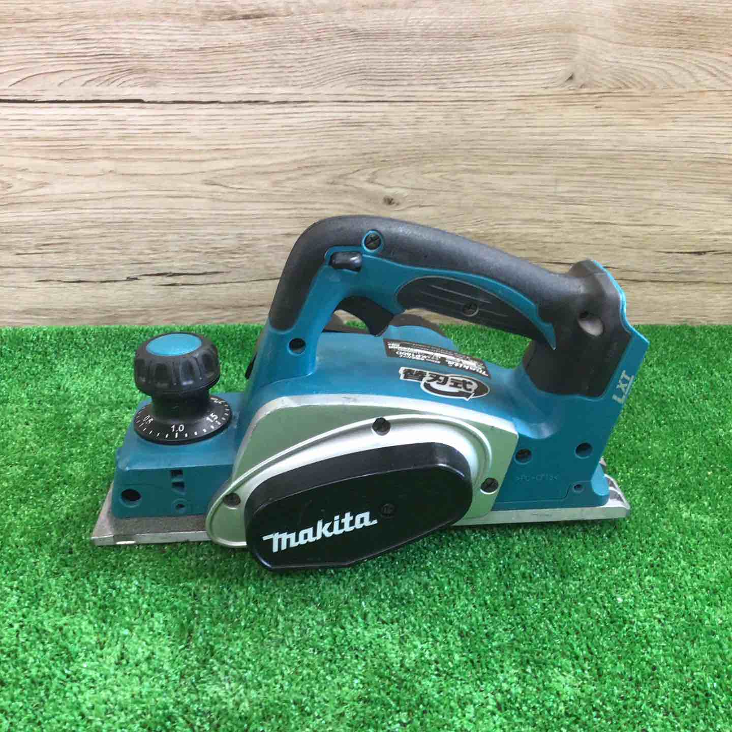 マキタ(makita) コードレスカンナ KP180DZ【町田店】 マキタ(makita) コードレスカンナ KP180DZ【町田店】 – アクトツール