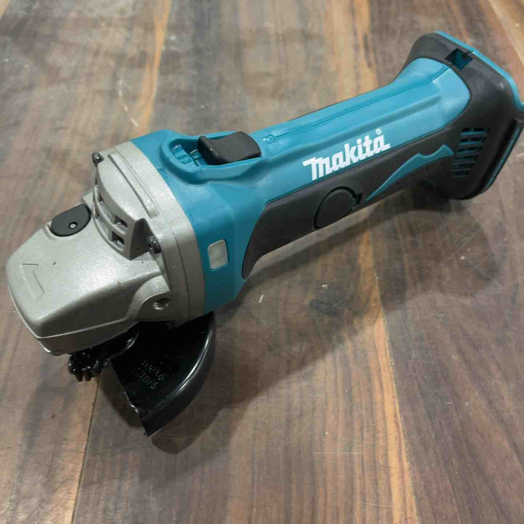 ☆マキタ(makita) 100mmコードレスディスクグラインダー GA400DRF【川口店】