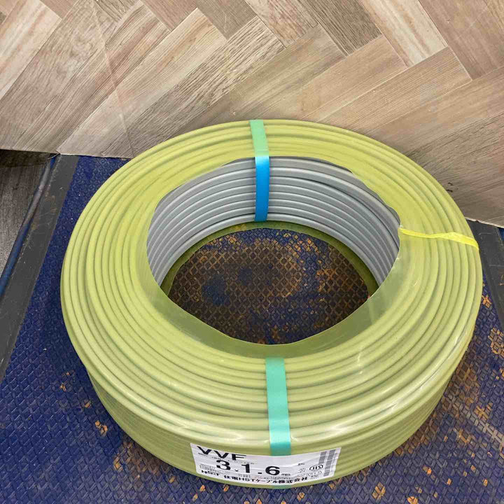 【未使用品】◇住電日立ケーブル VVFケーブル 100ｍ 3ｘ1.6ｍｍ 白黒赤【八潮店】