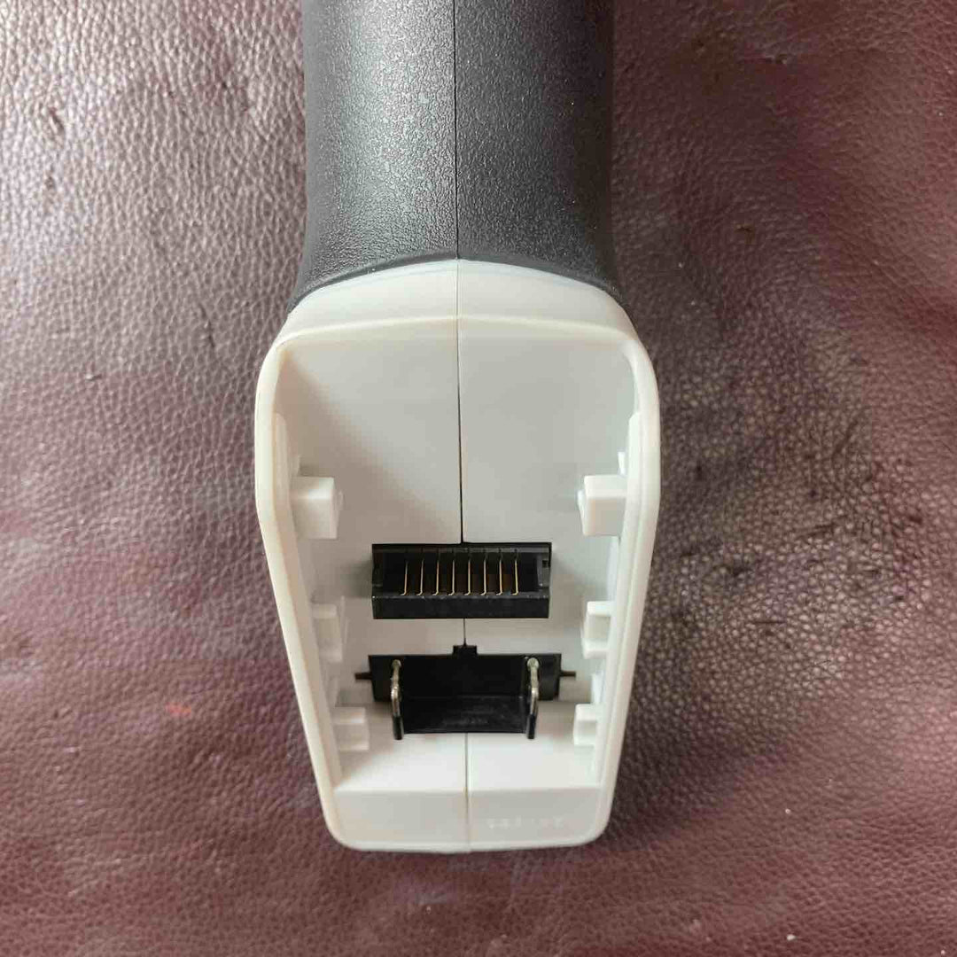 【中古美品】 パナソニック(Panasonic) 充電式ディスクグラインダ EZ4640LS2S-B 【東大和店】