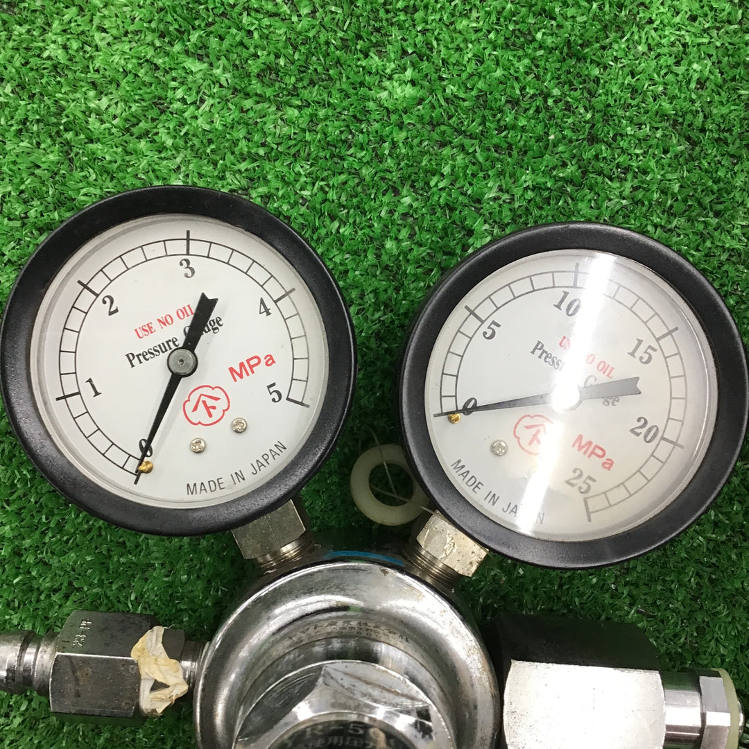 ▼ヤマト産業 高圧用 圧力調整器 ガス YR-5061【桶川店】
