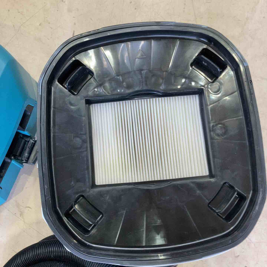 ★マキタ(makita) 集じん機 乾式 VC0830【町田店】