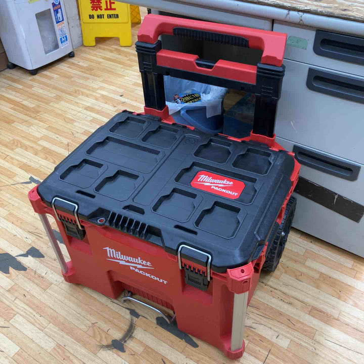 ◇ミルウォーキー(Milwaukee) PACKOUT Milwaukee キャリー式ツールボックス48-22-8427【柏店】