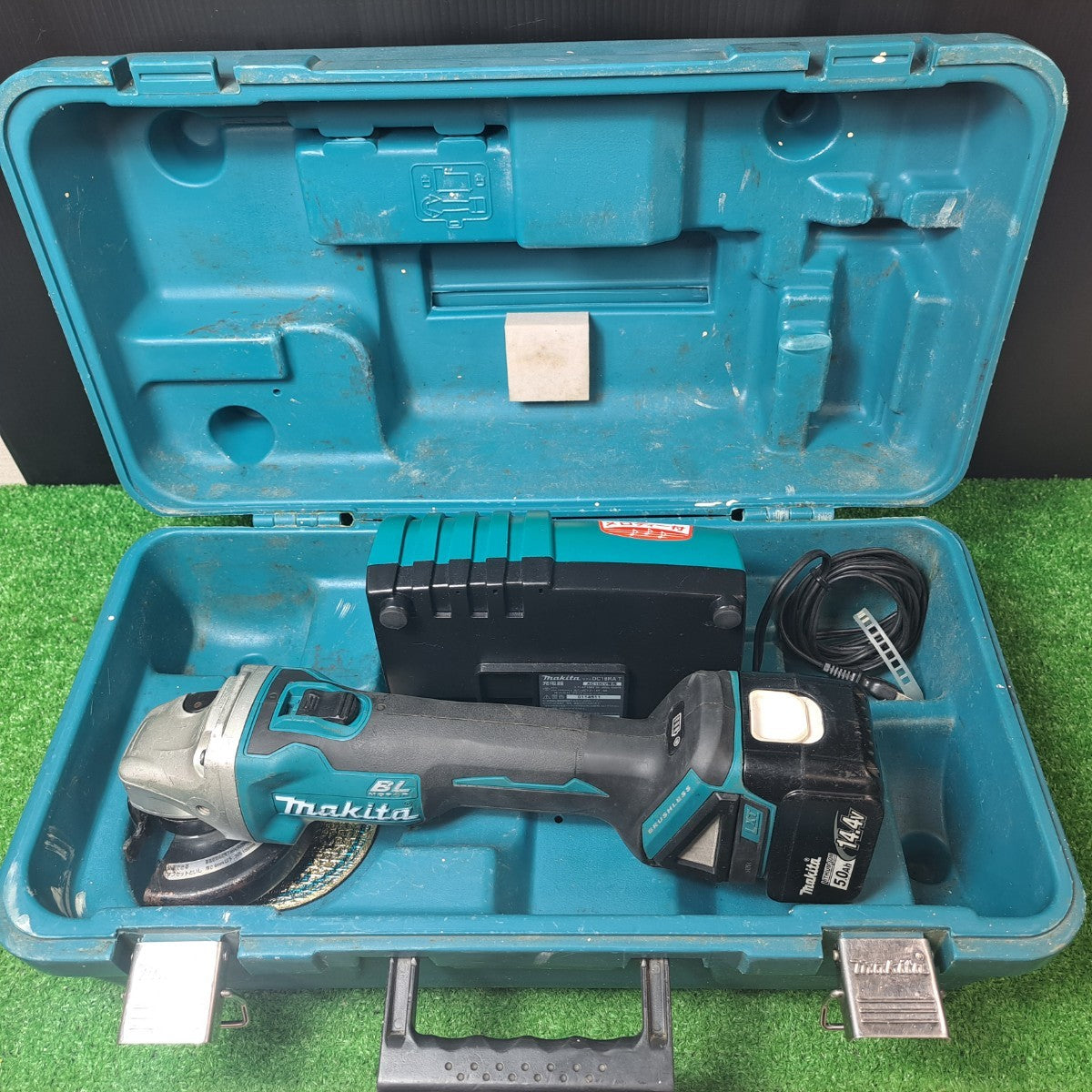 マキタ/makita 14.4V 100mm コードレスディスクグラインダ