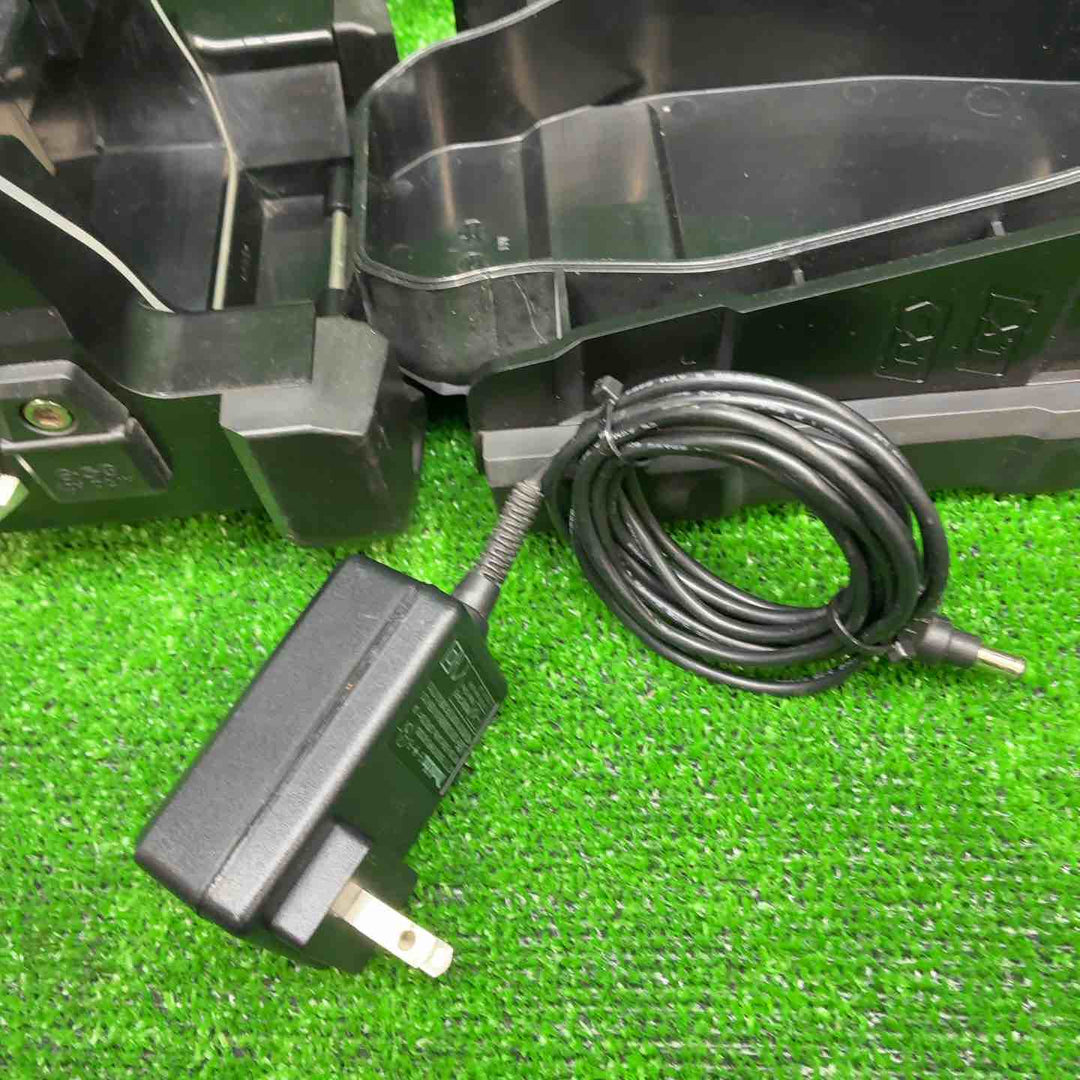 ★マキタ(makita) コードレスラジオ MR108B【藤沢店】