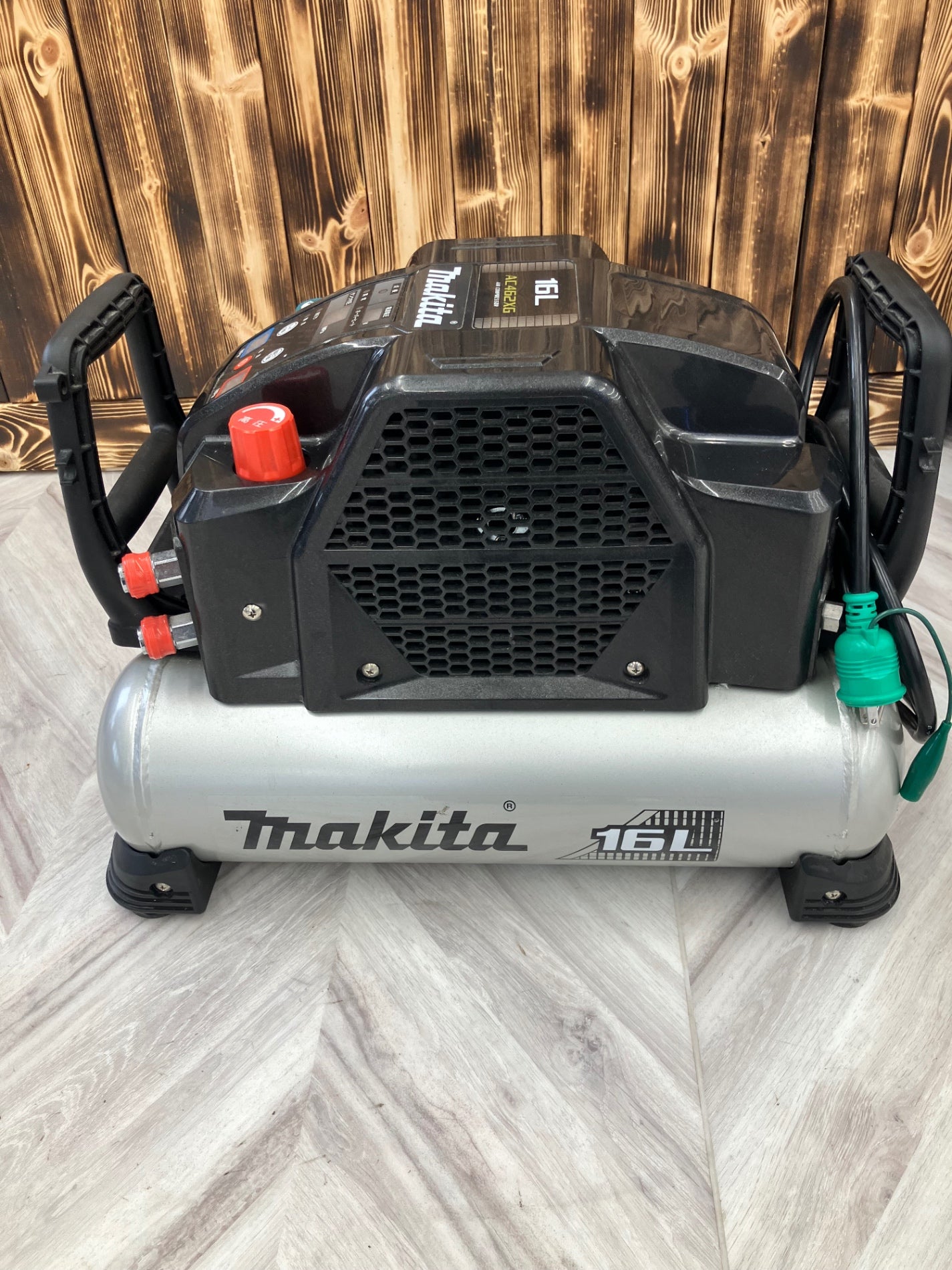☆マキタ(makita) エアコンプレッサー AC462XGB【越谷店】 – アクト