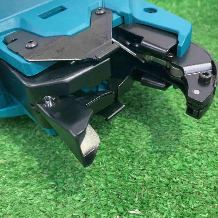 ★マキタ(makita) コードレス鉄筋結束機 リバータイア TR180DRGX【町田店】