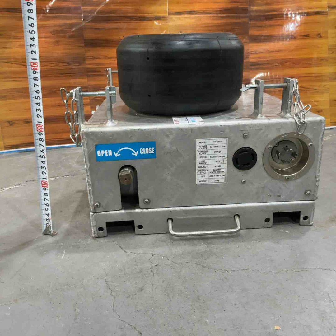 【店頭受取り限定】メーカー 型式不明 ケーブル送り機【川口店】