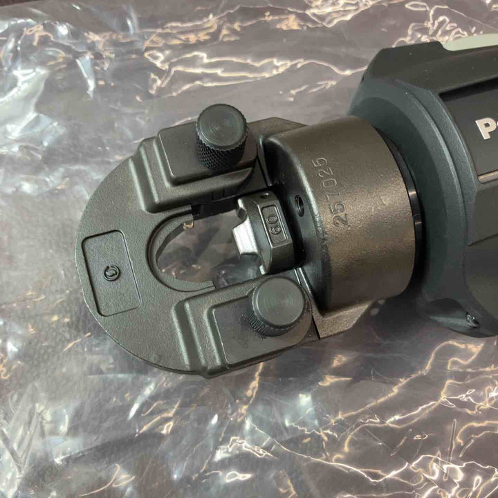 【未使用(店頭展示品)】★パナソニック(Panasonic) コードレス圧着器 EZ1W31X-B【東大和店】