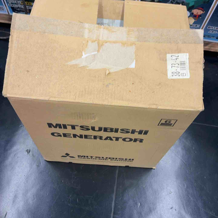 三菱重工 ガスボンベ式 インバーター発電機 MGC900GB  (A01)【藤沢店】