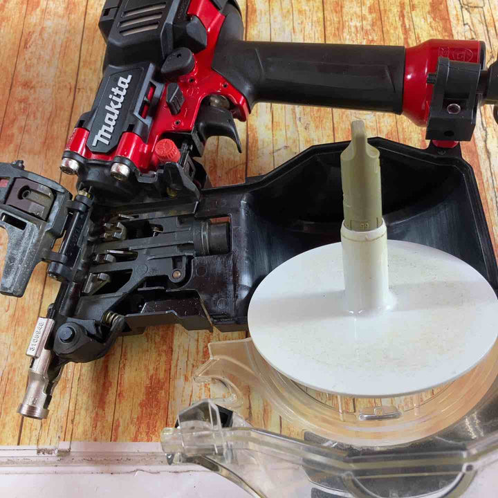 ★マキタ(makita) 高圧エア釘打ち機 AN636H【川崎店】