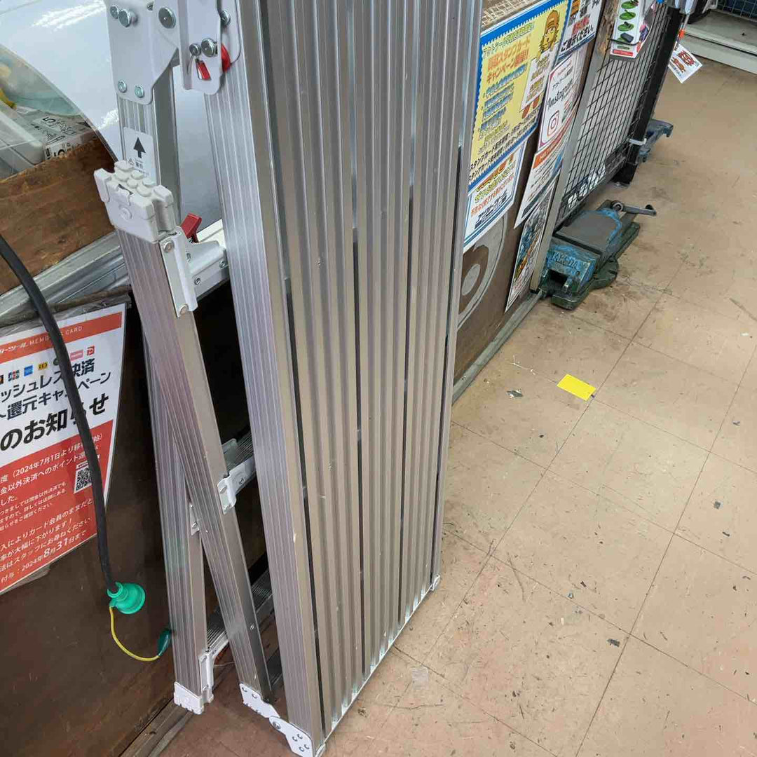 【店頭受取り限定】◇ハセガワ 脚部伸縮式足場台 DRSW-1200C【草加店】