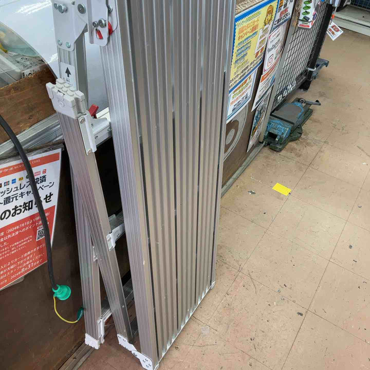 【店頭受取り限定】◇ハセガワ 脚部伸縮式足場台 DRSW-1200C【草加店】