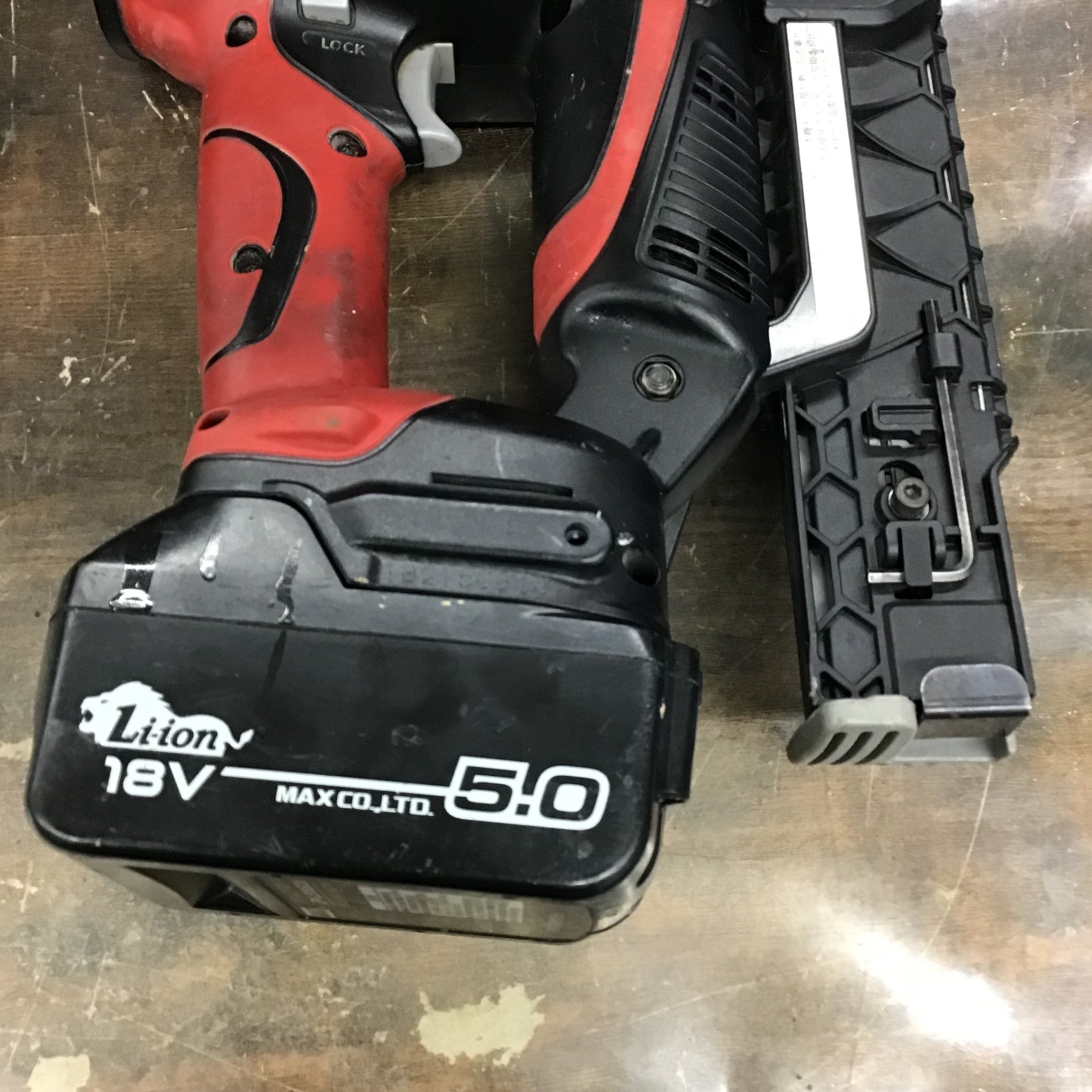 中古品】☆マックス(MAX) コードレスフィニッシュネイラ TJ-35FN1-BC