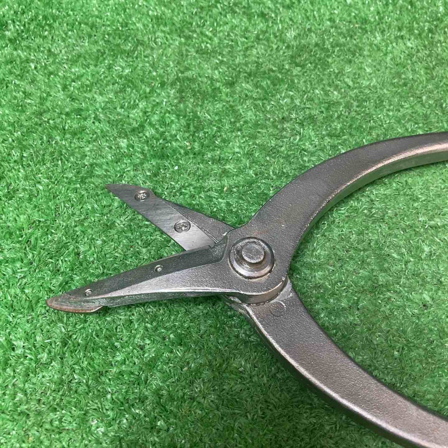 中古品】東北エスパル 伊達 8 板金鋏 替刃式【岩槻店】 – アクトツール