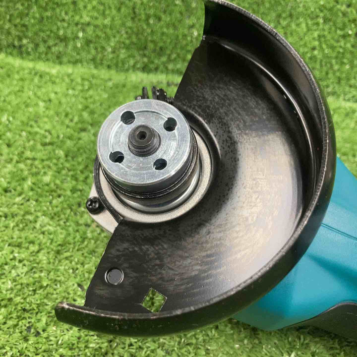 ☆マキタ(makita) 100mmコードレスディスクグラインダー GA400DZ【川崎店】