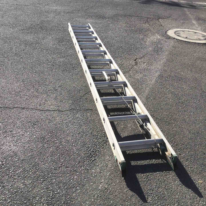 【現状品 / 店頭受取り限定】 メーカー・型式不明 2連はしご 【鴻巣店】