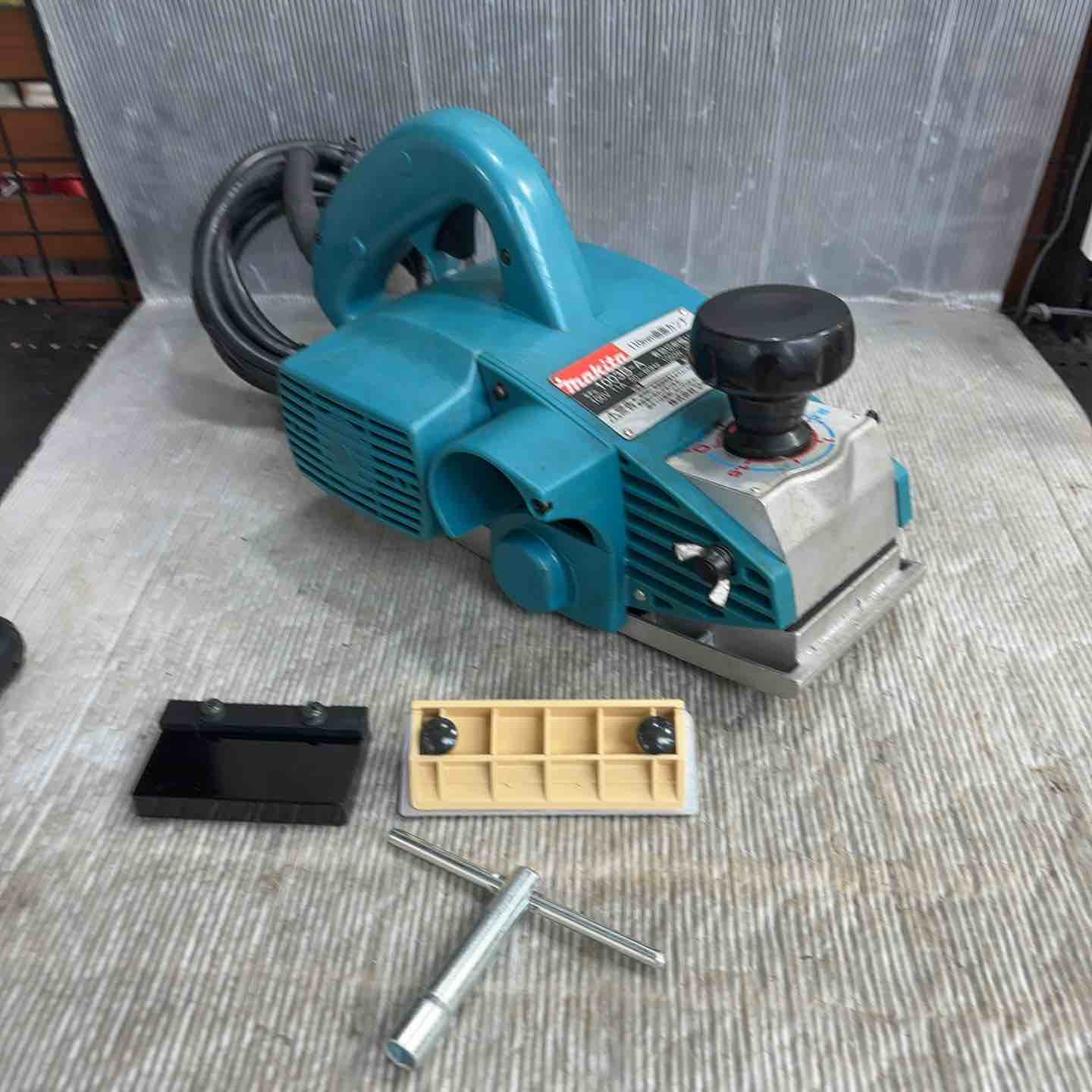 ◇マキタ(makita) 曲面カンナ 1003B-A (1003BA)【草加店 ◇マキタ(makita) 曲面カンナ 1003B-A (1003BA)【草加店