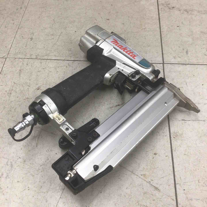 【中古品】 マキタ/makita 常圧フィニッシュネイラ AF502N 【鴻巣店】