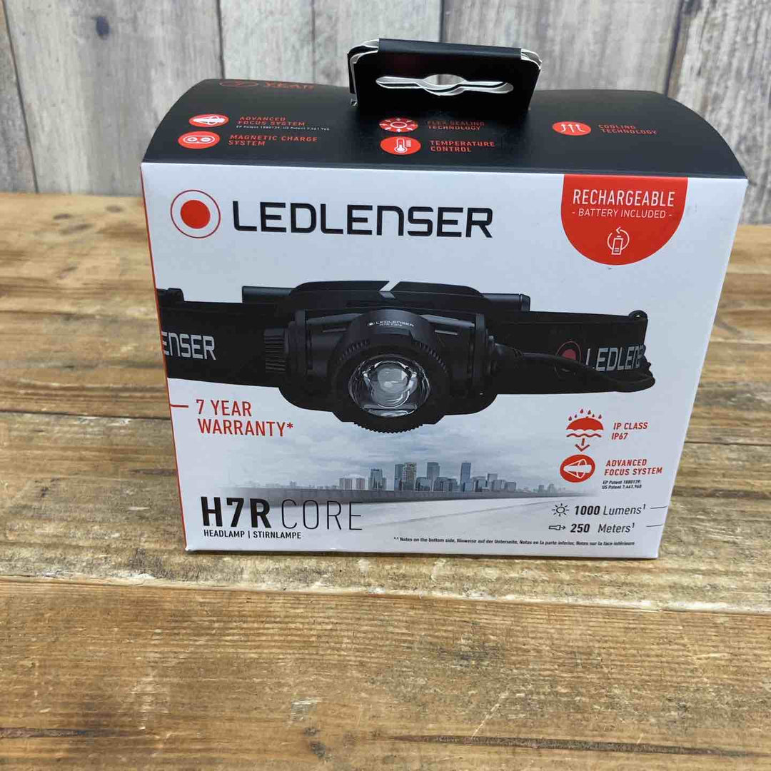 【未使用品】Ledlenser(レッドレンザー) H7R Core LEDヘッドライト USB充電式 [日本正規品] black 小【東大和店】