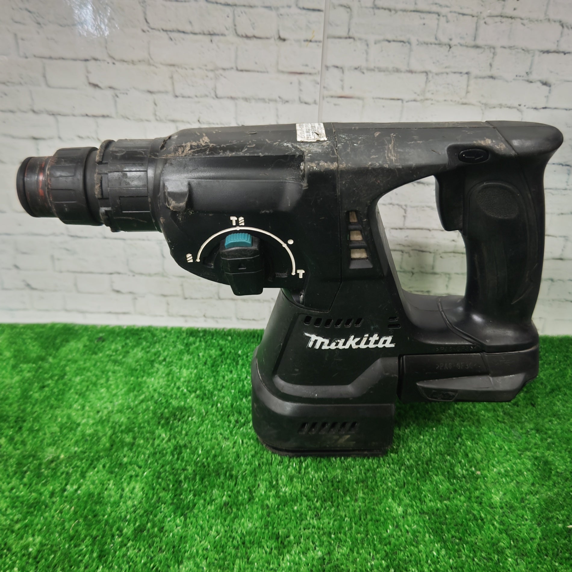 マキタ/makita コードレスハンマドリル HR244DZB【町田店】 – アクト ...