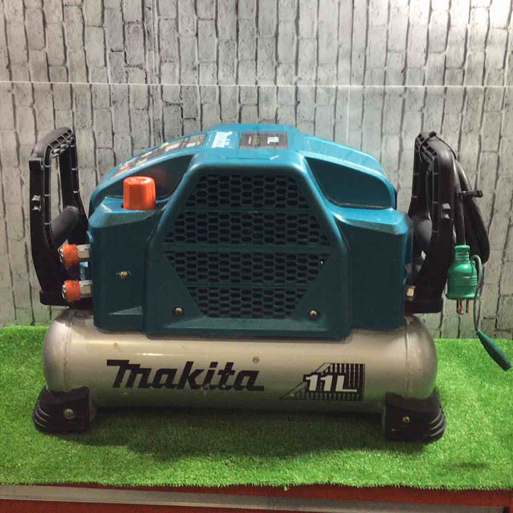★マキタ(makita) 常圧高圧エアコンプレッサー AC462XL【川口店】