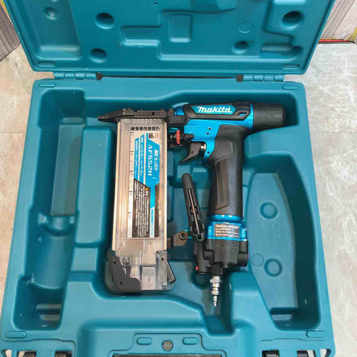 【中古品】★マキタ(makita) 高圧フィニッシュネイラ AF552HM【八潮店】