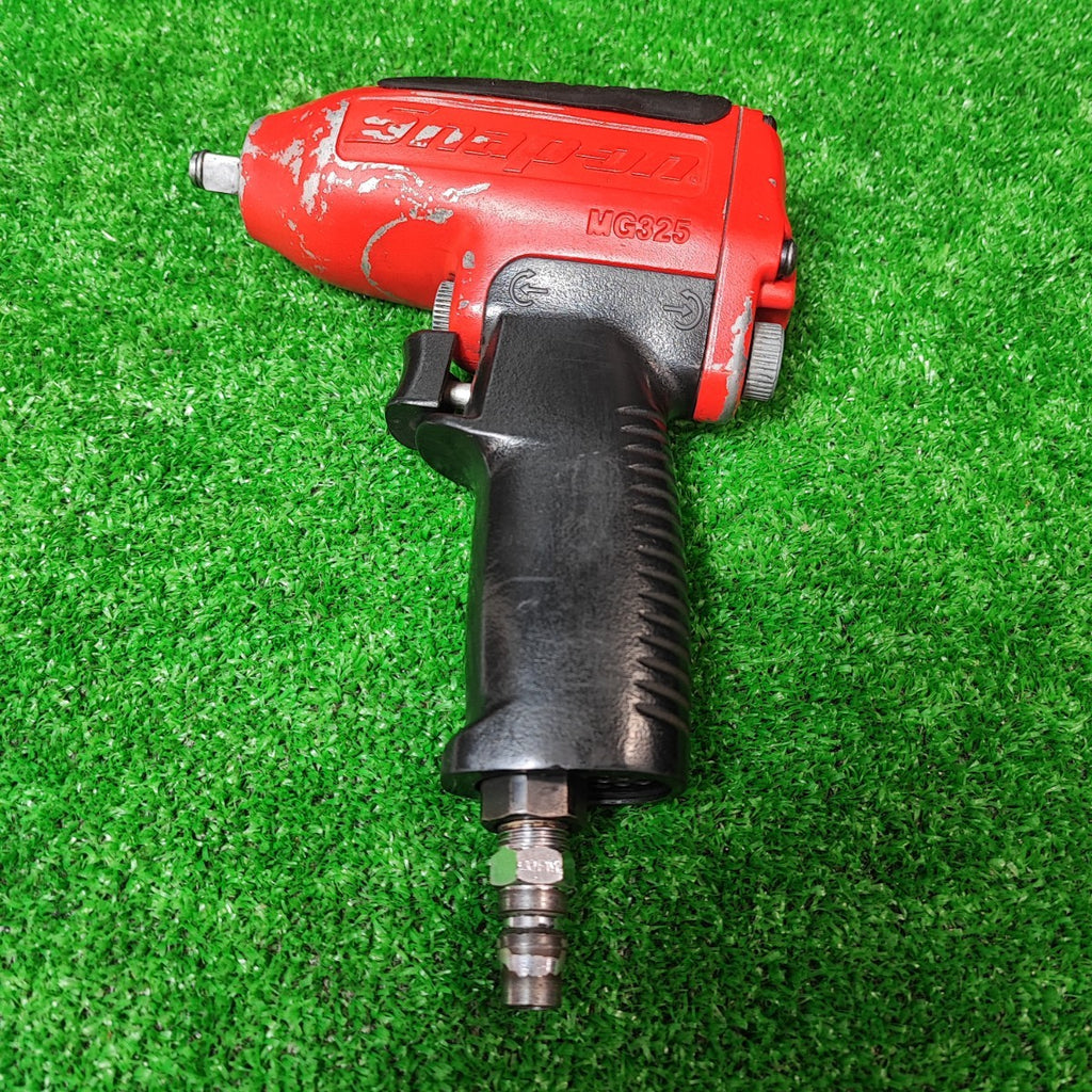 Snap-on MG31 エアーインパクトレンチ【リライズ野田愛宕店】【店頭取引限定】【中古】【管理番号：2400010104237】 Snap-on MG31 エアーインパクトレンチ【リライズ野田愛宕店】【店頭