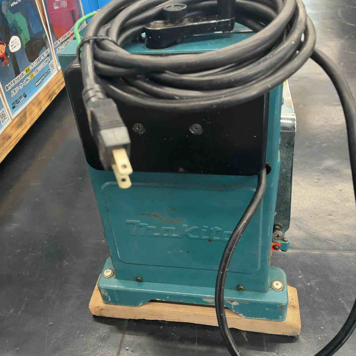 【中古品】 マキタ (makita) 自動カンナ 2012 【藤沢店】