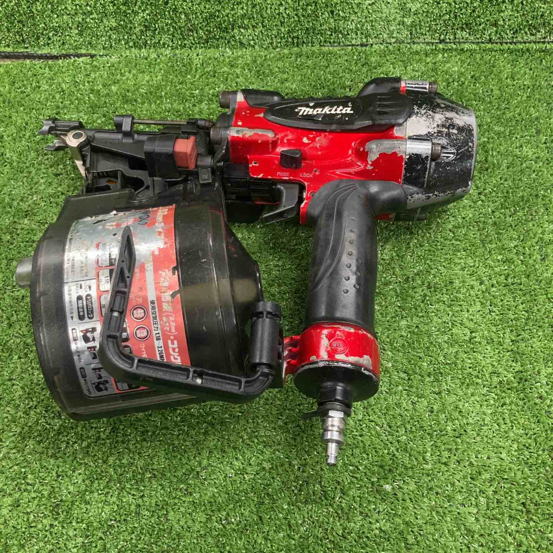★マキタ(makita) 高圧エア釘打ち機 AN930H【川崎店】