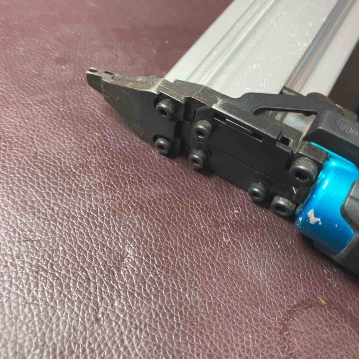 【中古品】 マキタ(makita) 高圧フィニッシュネイラ AF552HM 【東大和店】