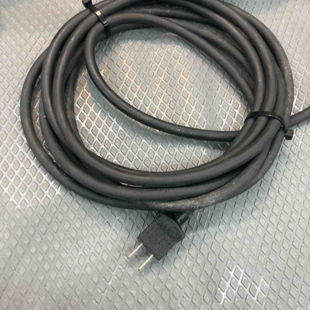 【中古品】ボッシュ(BOSCH) 電動ハンマー GSH11E【所沢店】