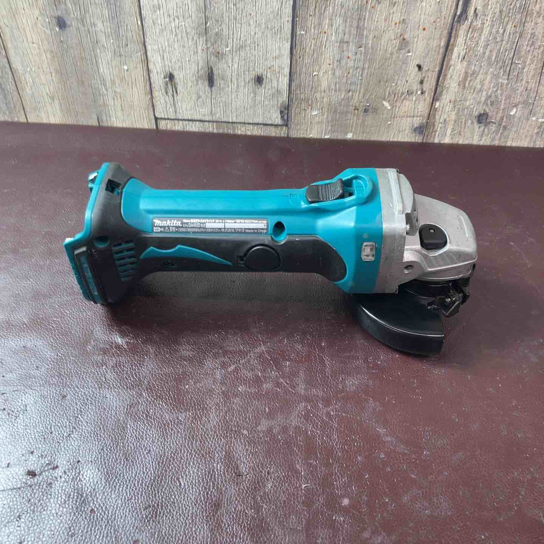 【中古品】マキタ(makita) コードレスディスクグラインダ GA402DZ バッテリー1個付属【東大和店】