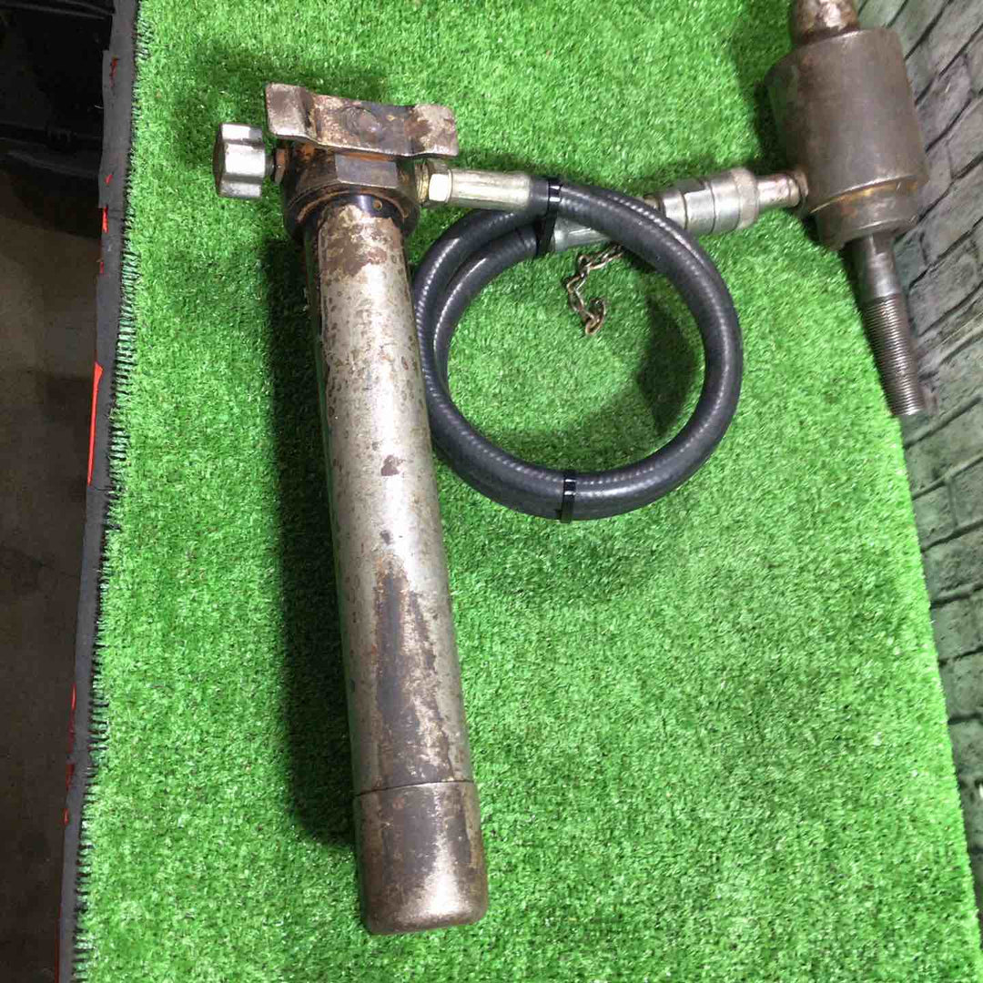 ◇泉精器(IZUMI) 手動油圧式ポンプ HP-180N【川口店】