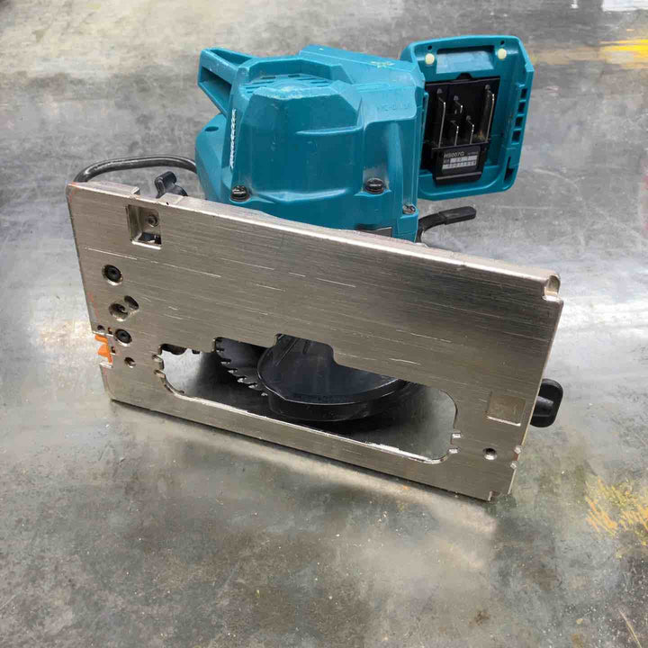 ★マキタ(makita) コードレスマルノコ HS007GZ【戸田店】