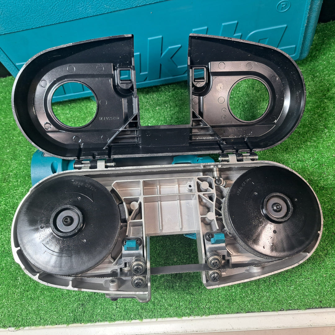 ★マキタ(makita) コードレスポータブルバンドソー PB184DRGX【岩槻店】
