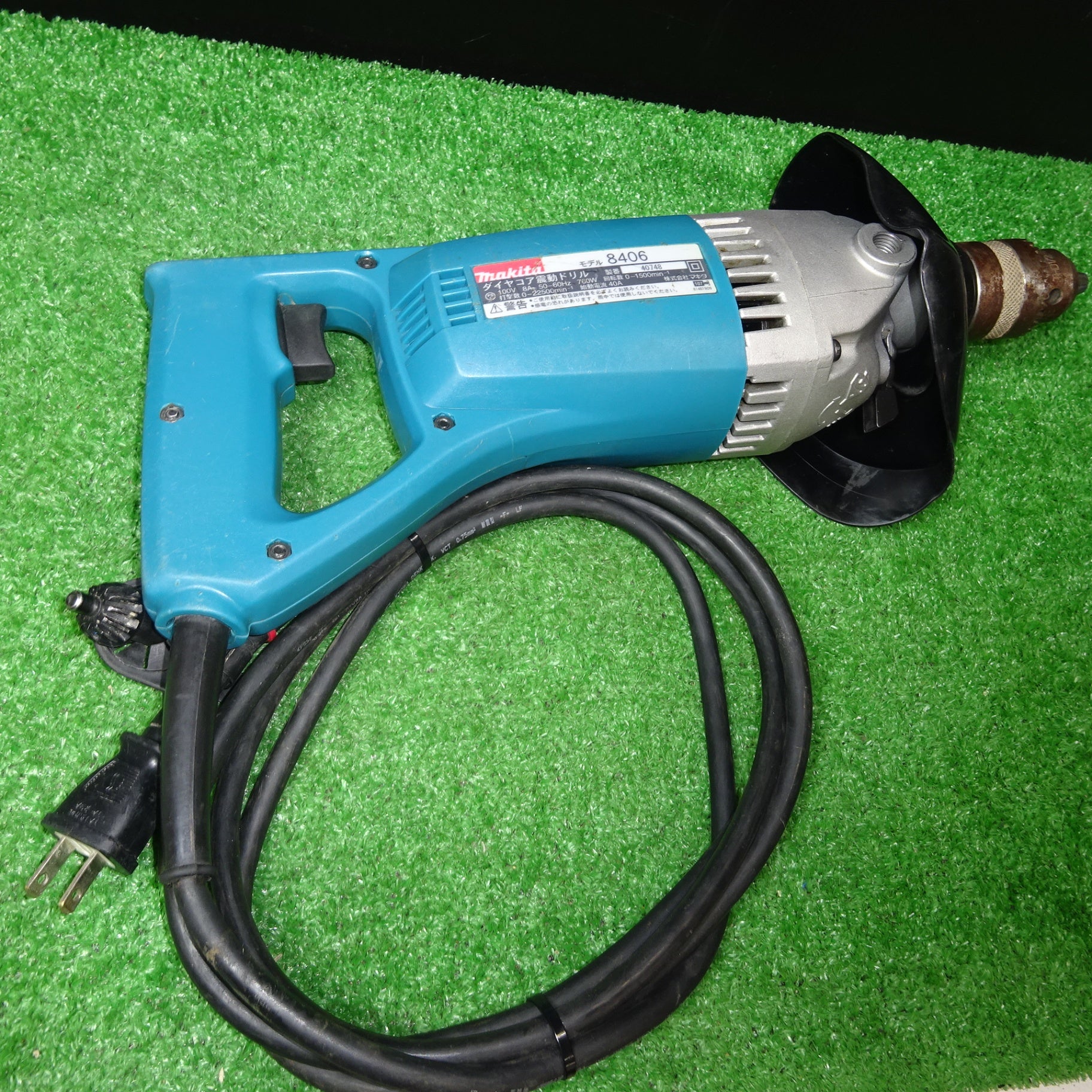 ☆マキタ(makita) ダイヤコア震動ドリル 8406【岩槻店】