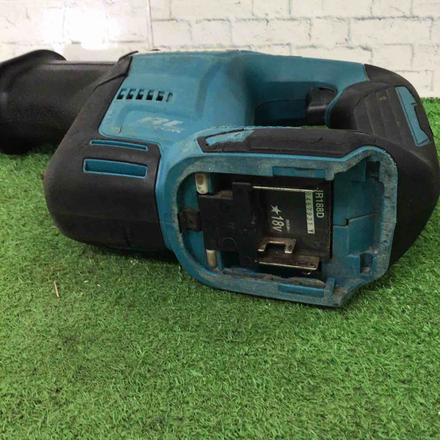 ☆マキタ(makita) コードレスレシプロソー 本体のみ JR188DZ【町田店