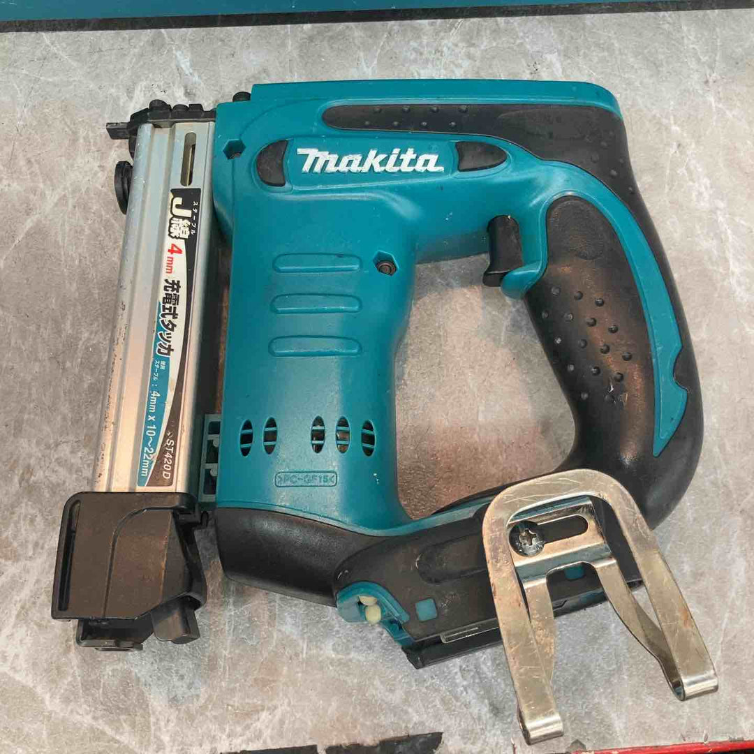 ☆マキタ(makita) 14.4V 4mm J線 コードレスタッカ ST420DRF【草加店】