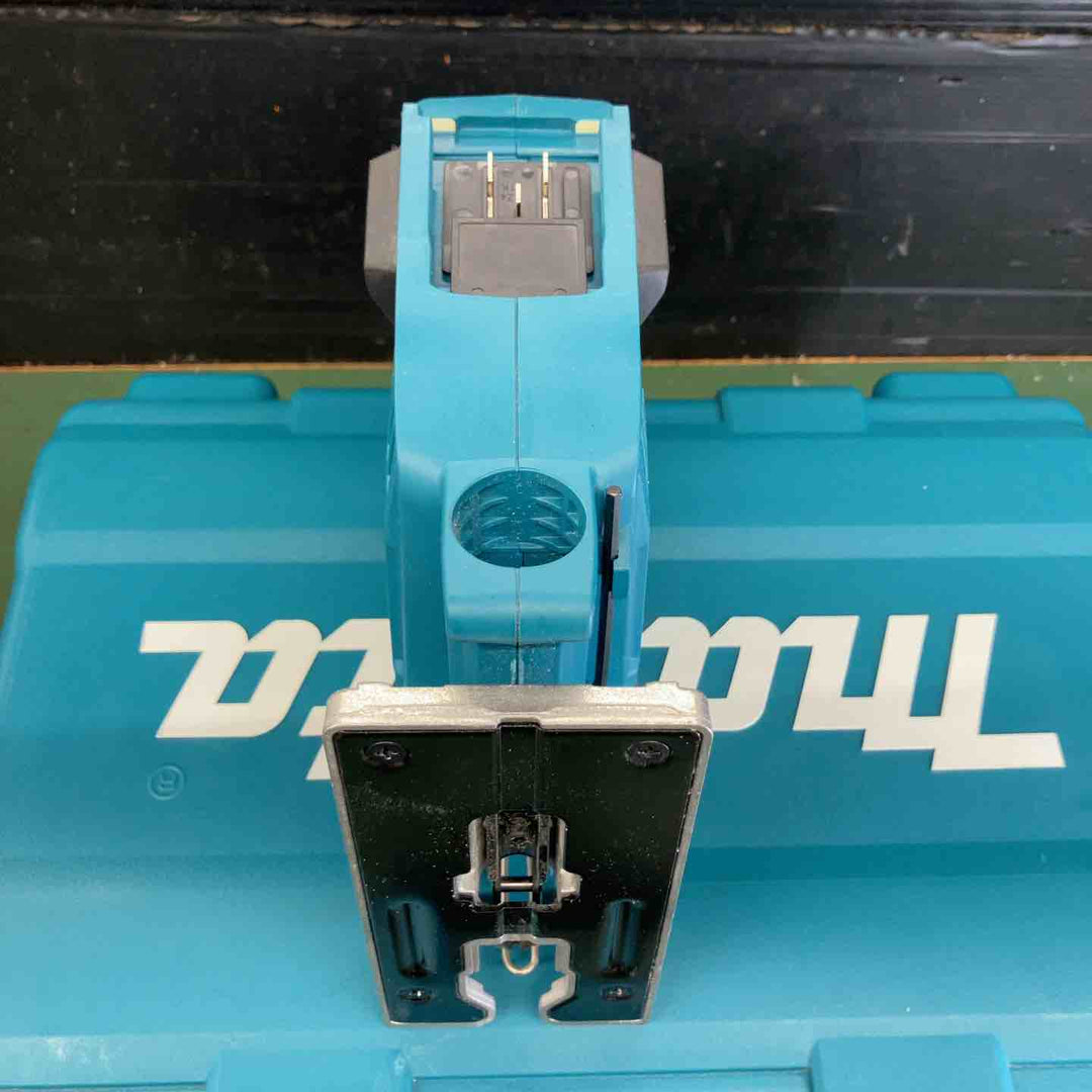 ◇マキタ(makita) 10.8V コードレスジグソー JV101DZ 本体+ケースセット【戸田店】