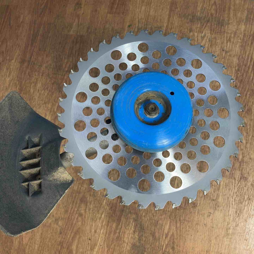 【中古品／店頭受取り限定】Ranee ラーニー エンジン刈払機 BR260 AU(K) ECO26G ◎刃交換済【岩槻店】