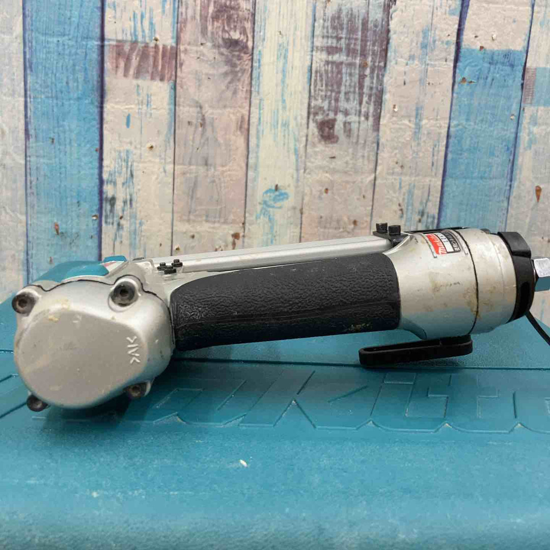 ★マキタ(makita) 常圧ピンネイラ AF351【柏店】