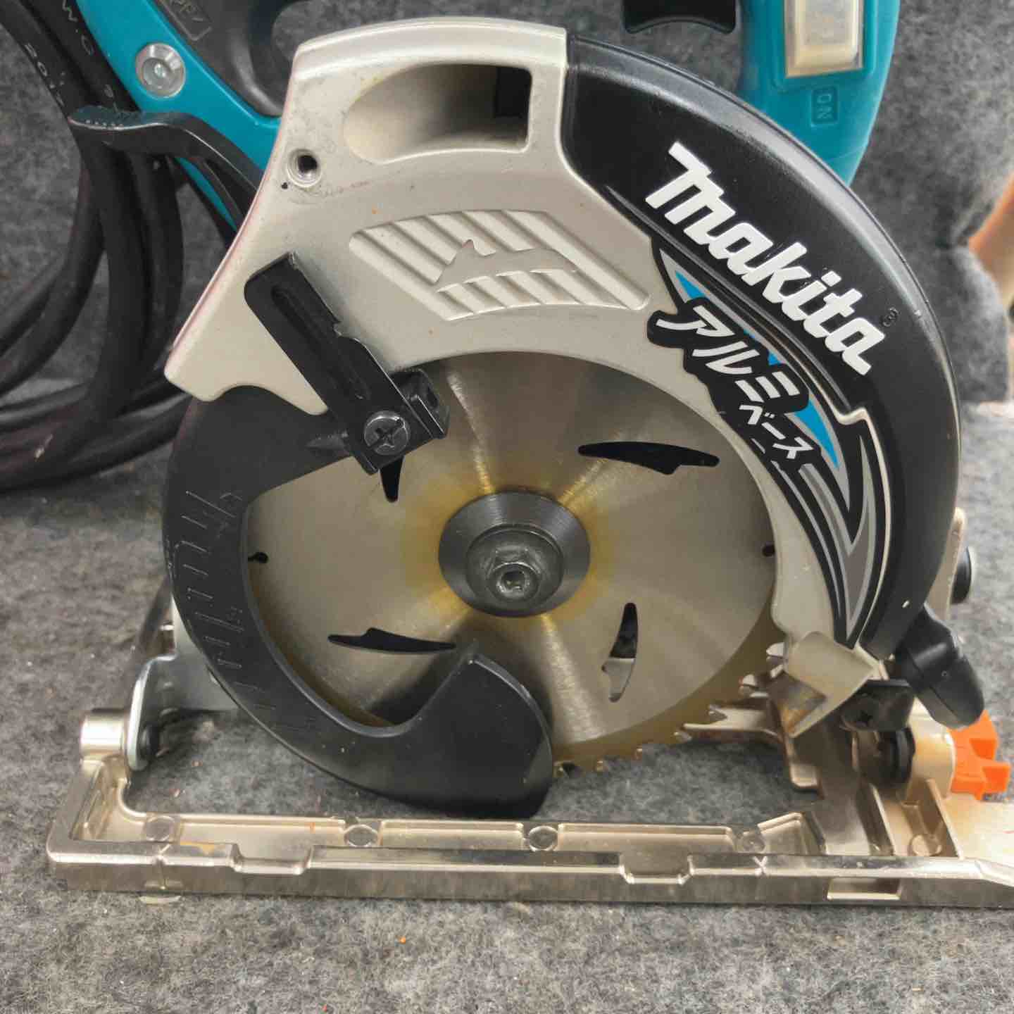 マキタ makita 5230 125mm マルノコ【野田愛宕店】【店頭取引限定】【未使用保管品】ITSJ58L9XPJ0 マキタ（makita） 5230 電気マルノコ 125mm コードタイプ 電動工具