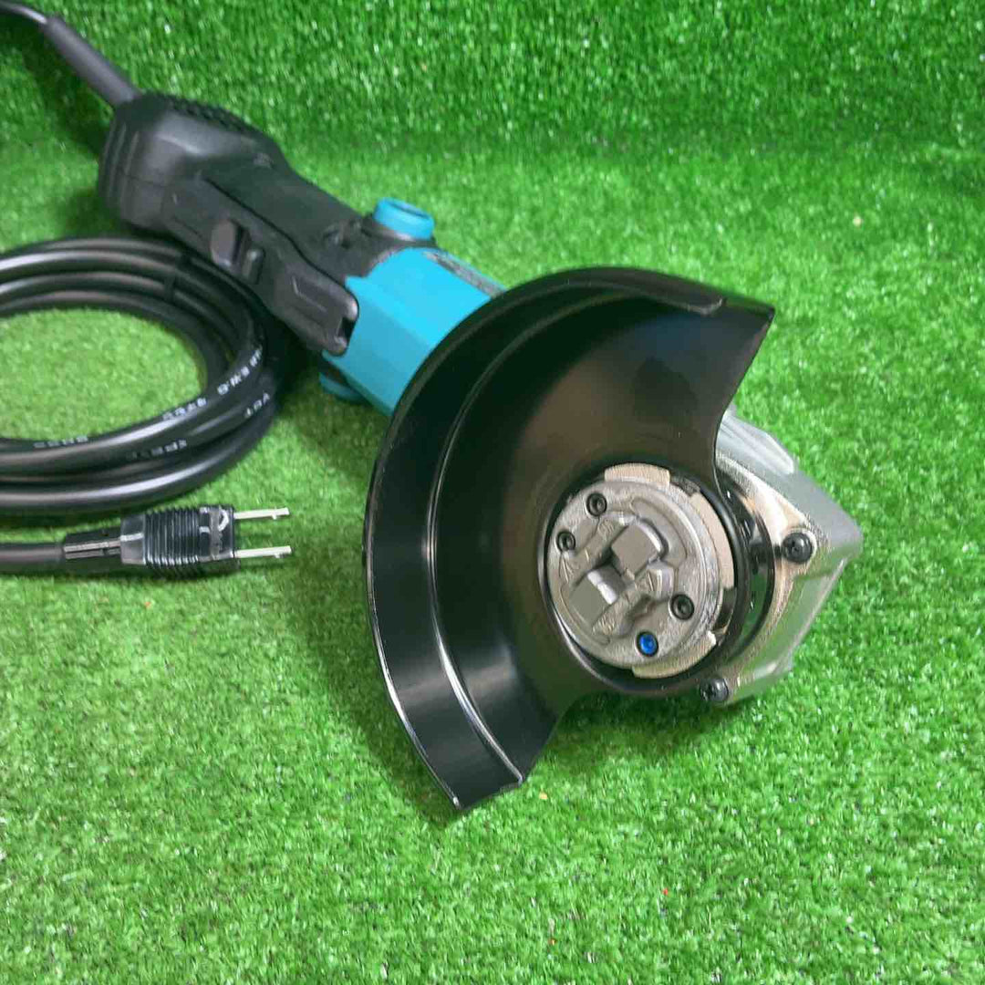 マキタ makita 125mmディスクグラインダー GA5061【藤沢店】