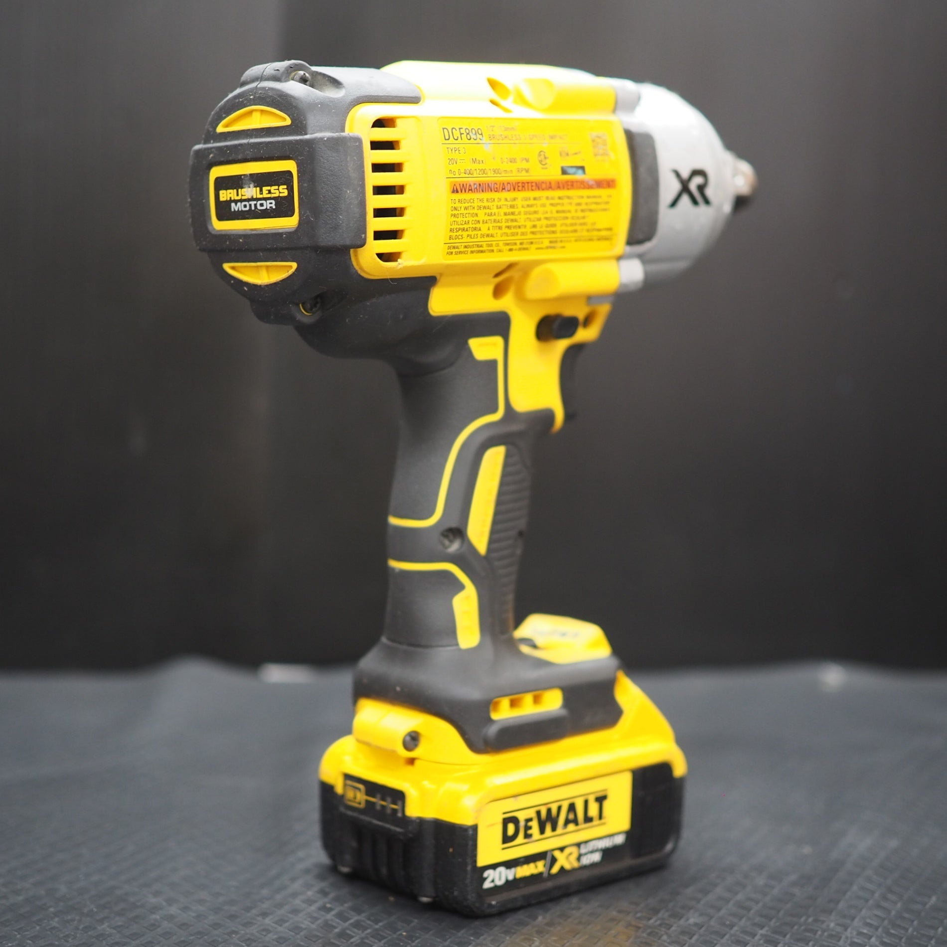 中古品】DeWALT/デウォルト 18Vコードレスインパクトレンチ DCF899