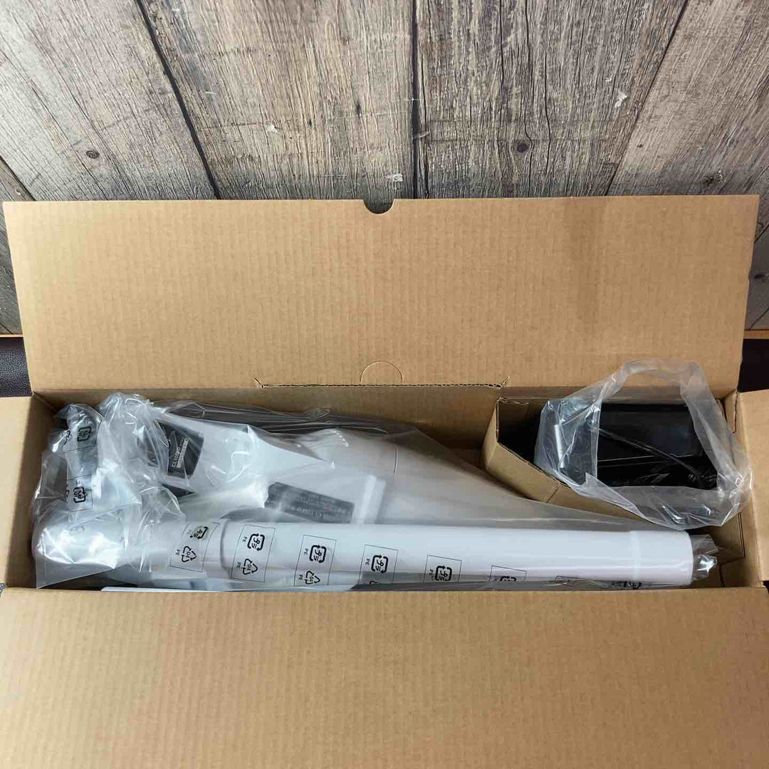 【未使用(店頭展示品)】マキタ(makita) コードレスクリーナー CL108FDSHW【東大和店】