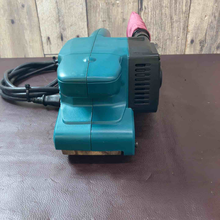 【中古品】マキタ(makita) ベルトサンダ 吸塵装置式 76mm 9911 100V サンダー【東大和店】
