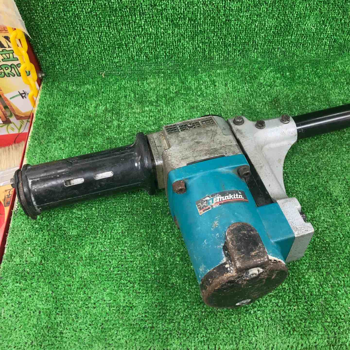 ☆マキタ(makita) 電動ケレン ロングハンドルタイプ HK1800L ☆マキタ(makita) 電動ケレン ロングハンドルタイプ HK1800L