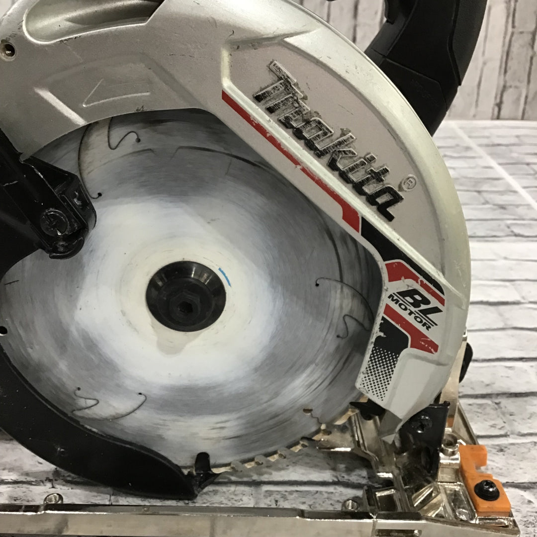 ★マキタ(makita) コードレス丸のこ HS631DZSB【川口店】